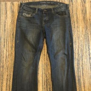 Cowgirl Tuff Co Don’t fence me in